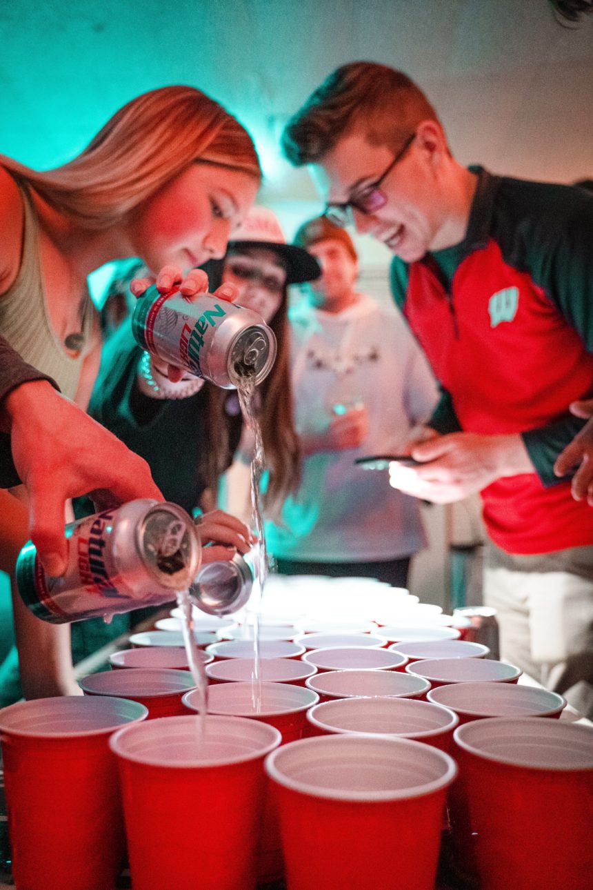 jonah-brown.unsplash Alkohol i studenti: Postavi granicu