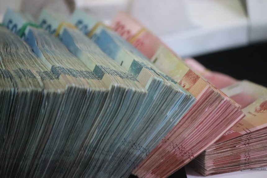 mufid-majnun-LVcjYwuHQlg-unsplash-1 Mladi su otkrili: Koja pomoć države bi im značila više od 5.000 dinara?