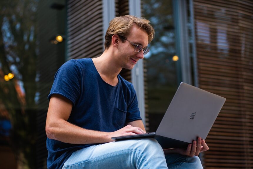 pexels-buro-millennial-1438081 Izbor karijere u odnosu na tip ličnosti