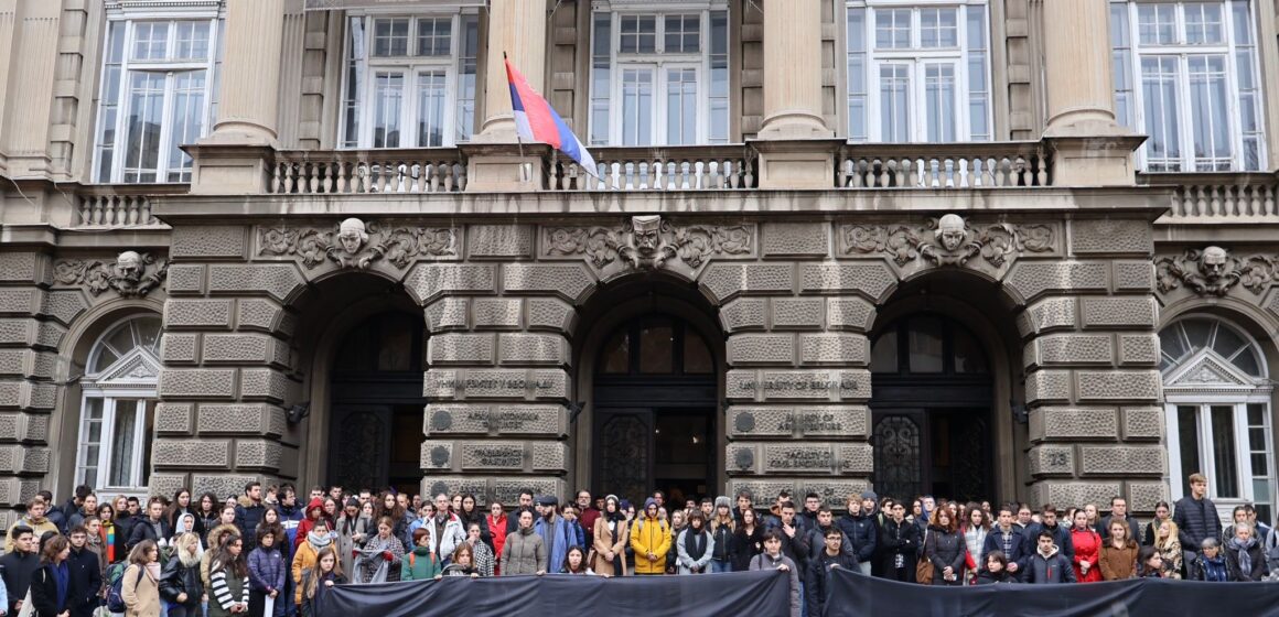 Studenti širom Srbije ujedinjeni: Blokade fakulteta i ulica