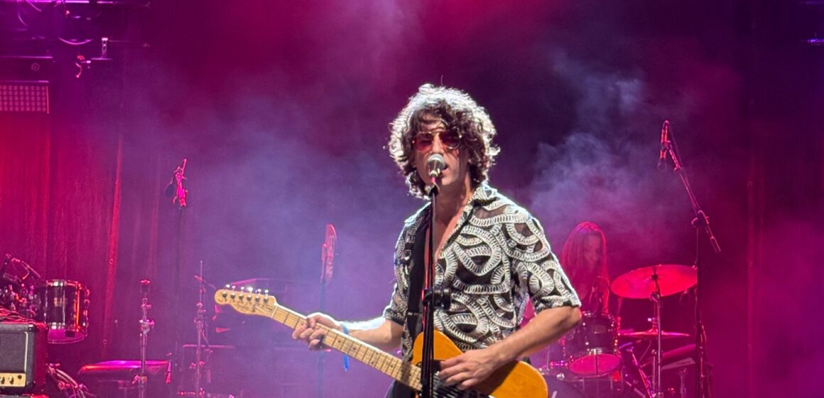 Prvo veče Arsenal festa: Fenomenalna muzika i glasna podrška studentima Prvo veče Arsenal festa: Fenomenalna muzika i glasna podrška studentima