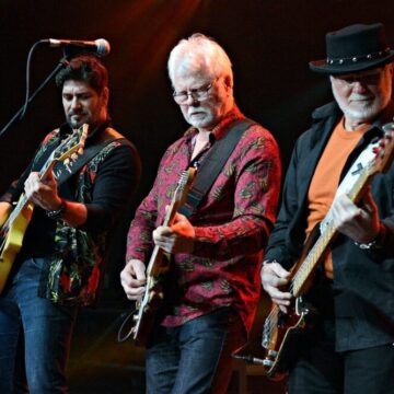 YU Grupa u studiju Boba Marlija: Kultne pesme u rege ritmu YU Grupa u studiju Boba Marlija: Kultne pesme u rege ritmu