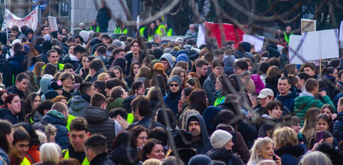 Nakon 224 dana studenti Fizičkog fakulteta izlaze iz blokade: Evo zbog čega Nakon 224 dana studenti Fizičkog fakulteta izlaze iz blokade: Evo zbog čega