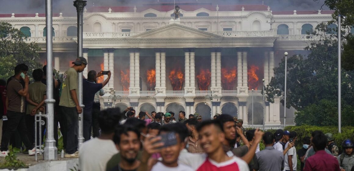 Bunt generacije Z: Kako su protesti u Nepalu izazvali krvoproliće Bunt generacije Z: Kako su protesti u Nepalu izazvali krvoproliće