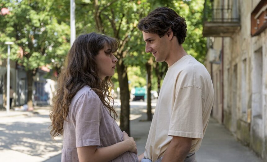 bdcfa819-7286-4f1b-b390-2f8ea70c7c25.jpg Tvrđava ljubavi u senci rata: Glumica Darija Vučko o seriji koja je ujedinila region