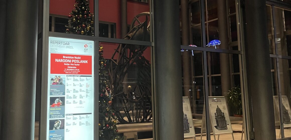 Pozorište ne treba da bude sud: Sloboda Mićalović o premijeri „Narodnog poslanika” Pozorište ne treba da bude sud: Sloboda Mićalović o premijeri „Narodnog poslanika”