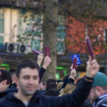 Screenshot_20260403_205053_Gallery Lisice na znanje: Devetoro studenata tereti se za rušenje ustavnog poretka